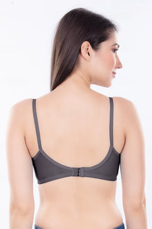 Helen Moulded Bra | for Women - Non-Padded Wirefree Seamless T-Shirt Bra with Soft Smooth Cups & Adjustable Straps for Invisible Everyday Comfort with No Show Seams Under Tight Tops, Kurtis & T-Shirts